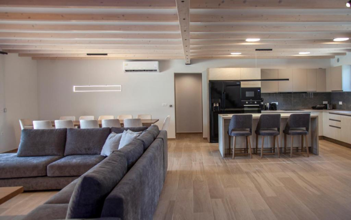 Villa OLIA, Vasiliki